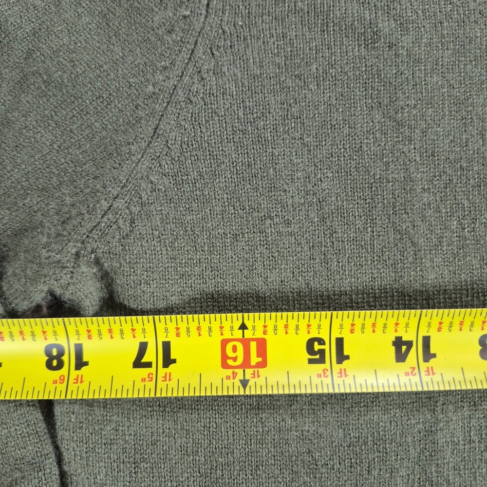 Lord & Taylor Cashmere Sweater Womens Small Green Turtleneck Knit Minimalist - Picture 7 of 8